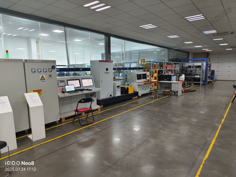 伺服驅(qū)動(dòng)器智能測控裝備